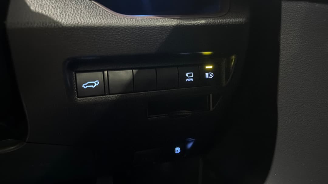 2021 Toyota RAV4 Cruiser (2WD) Hybrid, Automatic, 103470 km, Utility Switches/Buttons