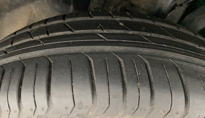 2022 Tata PUNCH ACCOMPLISHED MT, Petrol, Manual, 2,045 km, Left Front Tyre Tread