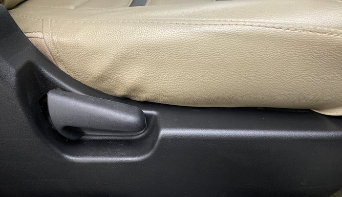 2017 Maruti Wagon R 1.0 VXI AMT, Petrol, Automatic, 14,326 km, Driver Side Adjustment Panel
