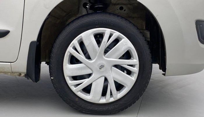 2017 Maruti Wagon R 1.0 VXI AMT, Petrol, Automatic, 14,326 km, Right Front Wheel