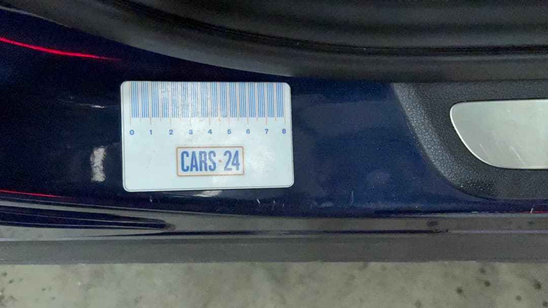 2019 Hyundai Santa Fe Highlander Crdi Burg (AWD), Automatic, 71412 km, Door Sills Front RHS Scratch