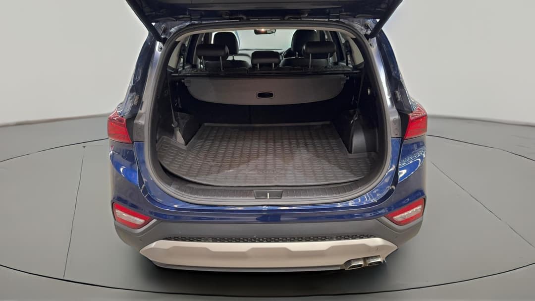 2019 Hyundai Santa Fe Highlander Crdi Burg (AWD), Automatic, 71412 km, Boot Inside View