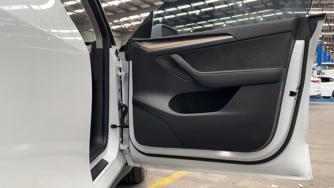 2022 Tesla Model Y Rear-wheel Drive, Automatic, 64459 km, Speaker View