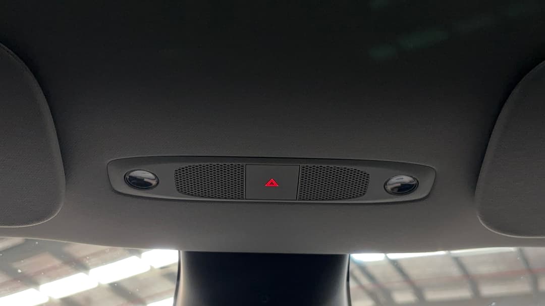 2022 Tesla Model Y Rear-wheel Drive, Automatic, 64459 km, On-Roof Controls/Sunglass holder