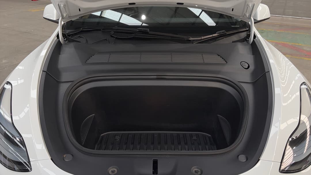 2022 Tesla Model Y Rear-wheel Drive, Automatic, 64459 km, Open Bonnet (Engine)