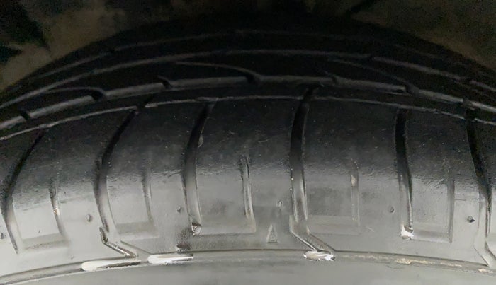 2019 Hyundai Creta SX AT 1.6 DIESEL, Diesel, Automatic, 80,459 km, Left Front Tyre Tread