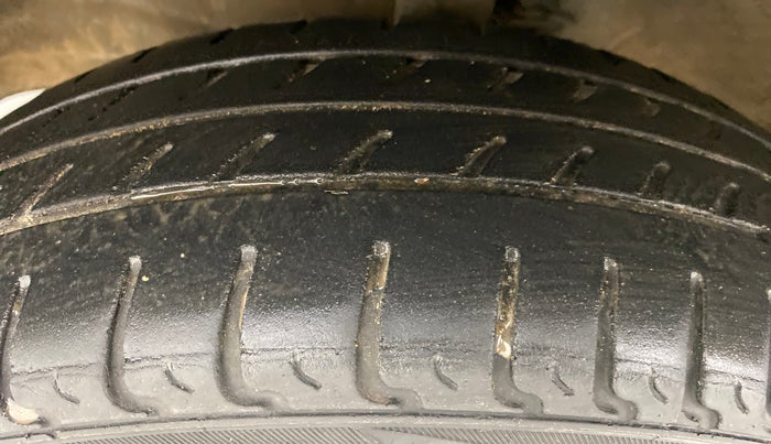 2018 Maruti Wagon R 1.0 VXI, Petrol, Manual, 24,082 km, Left Front Tyre Tread