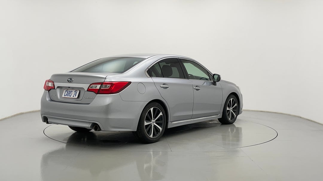 Right Back Diagonal (45- Degree) View