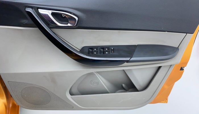 2017 Tata Tiago XZ 1.2 REVOTRON, Petrol, Manual, 68,752 km, Driver Side Door Panels Control