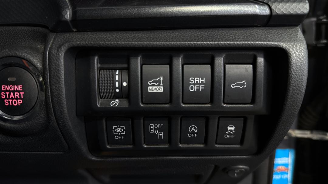 2022 Subaru Forester 2.5i Sport (AWD), Automatic, 79782 km, Utility Switches/Buttons