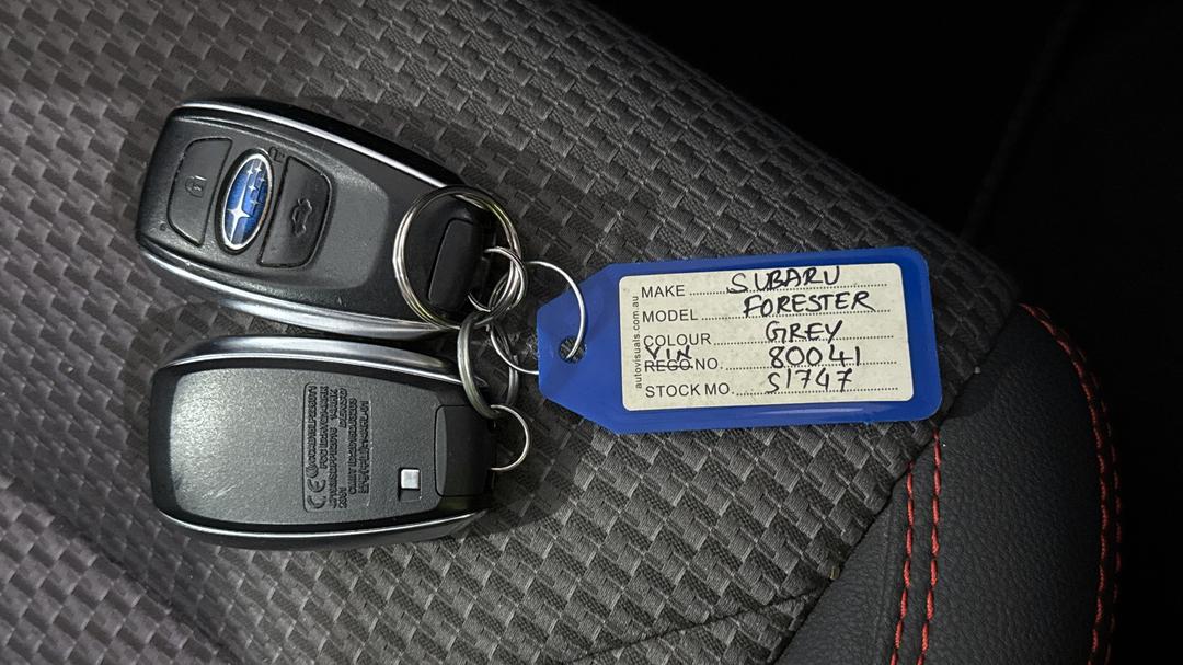 2022 Subaru Forester 2.5i Sport (AWD), Automatic, 79782 km, Key Close-up