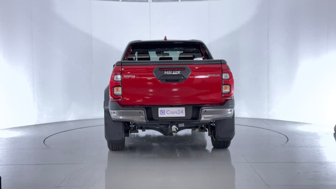 2023 Toyota Hilux Rogue (4x4), Automatic, 47505 km, Back/Rear View