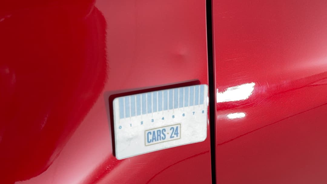 2023 Toyota Hilux Rogue (4x4), Automatic, 47505 km, Quarter Panel Front LHS Guard Dent
