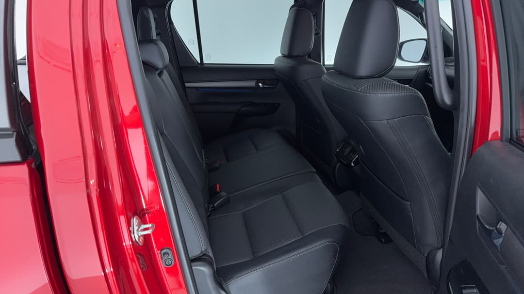 2023 Toyota Hilux Rogue (4x4), Automatic, 47505 km, Right Side Rear Door Cabin View