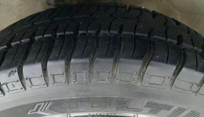 2019 Maruti Alto 800 VXI, Petrol, Manual, 42,236 km, Left Front Tyre Tread