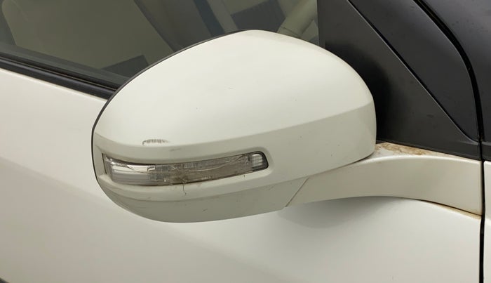 2015 Maruti Swift Dzire VXI, Petrol, Manual, 99,300 km, Right rear-view mirror - Minor scratches