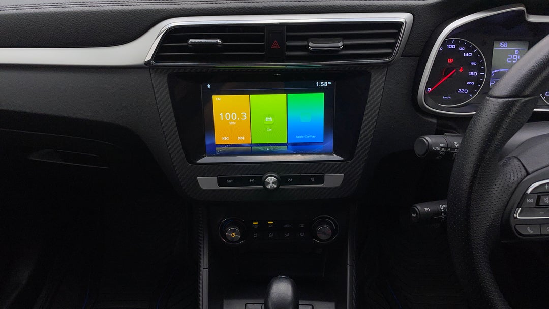 2021 MG ZS Excite, Automatic, 48006 km, Center Console