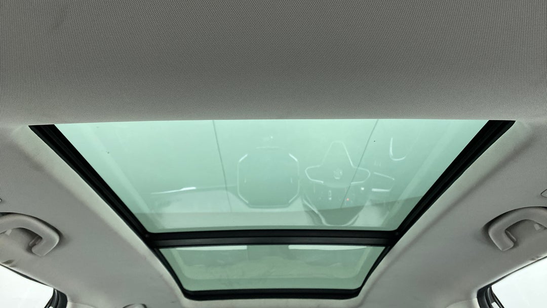 Panoramic Sunroof