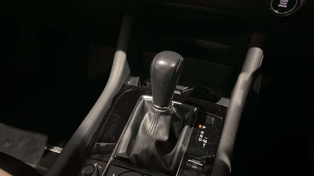 2022 Mazda Mazda3 G25 Astina, Automatic, 36844 km, Gear Lever 