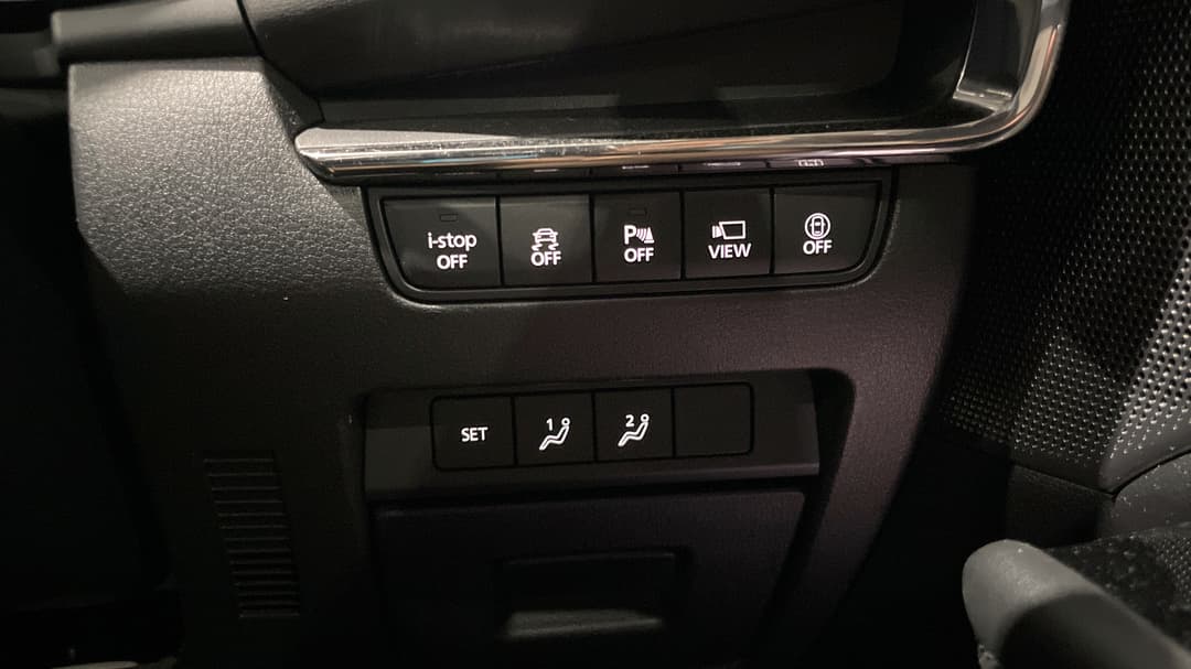 2022 Mazda Mazda3 G25 Astina, Automatic, 36844 km, Utility Switches/Buttons
