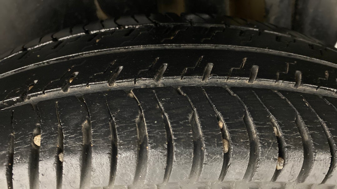 Left Rear Tyre Tread
