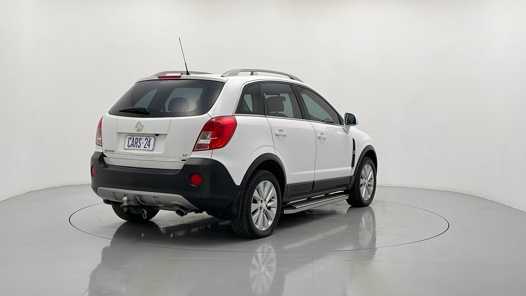 Right Back Diagonal (45- Degree) View