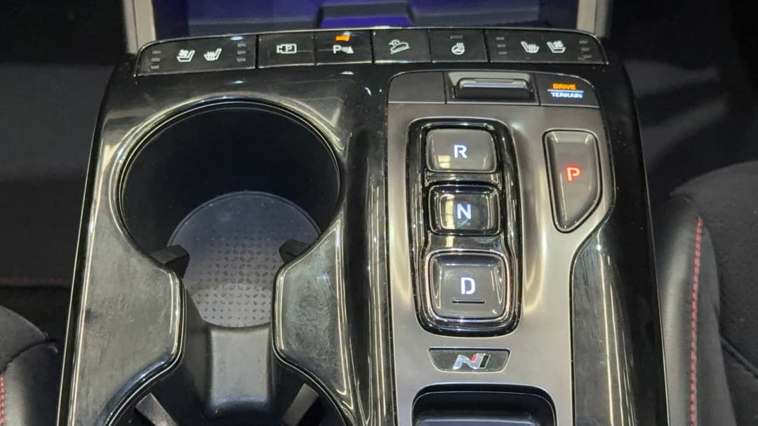 2021 Hyundai Tucson Highlander N Line (AWD), Automatic, 110284 km, Gear Lever 