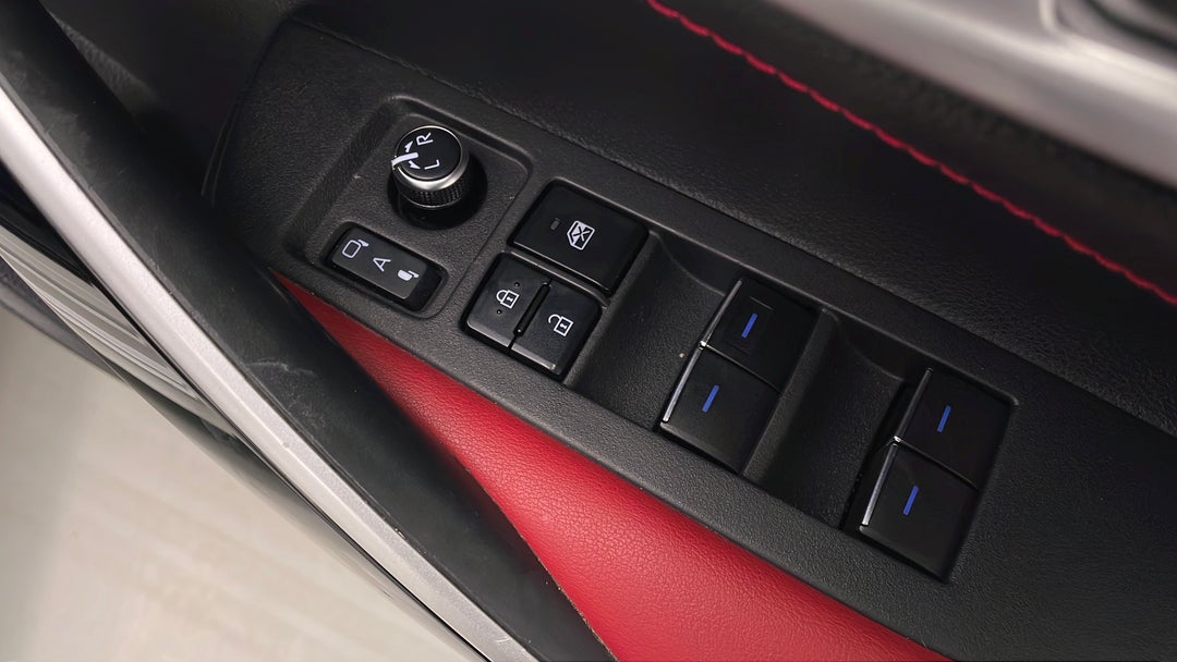 2019 Toyota Corolla Zr Hybrid, Automatic, 76895 km, Drivers Side Door Panel Controls