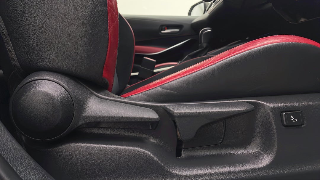 2019 Toyota Corolla Zr Hybrid, Automatic, 76895 km, Drivers Side Adjustment Panel