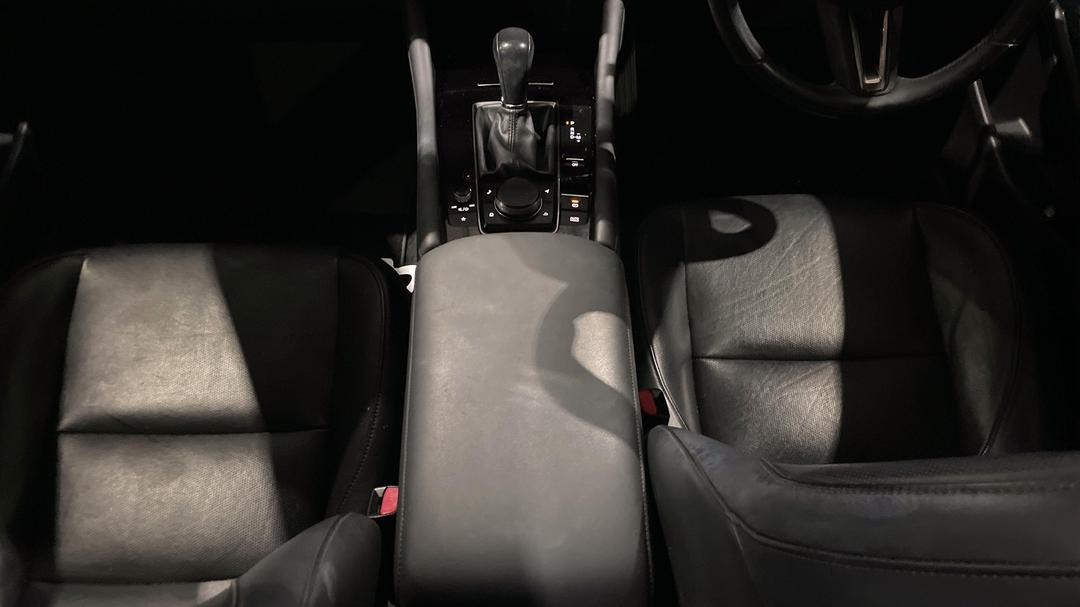 2019 Mazda Mazda3 G25 Astina, Automatic, 52866 km, Center Console