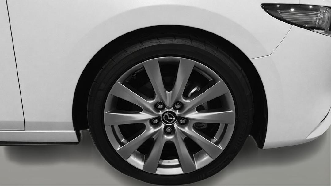 2019 Mazda Mazda3 G25 Astina, Automatic, 52866 km, Right Front Wheel