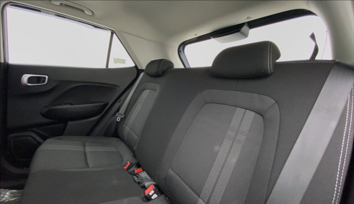 2019 Hyundai VENUE 1.0 TURBO GDI SX+ AT, Petrol, Automatic, 19,287 km, Right Side Rear Door Cabin