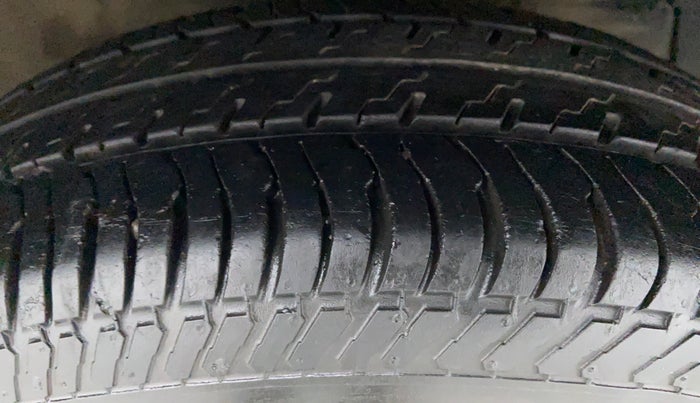 2012 Maruti Swift Dzire VXI 1.2 BS IV, Petrol, Manual, 44,638 km, Right Front Tyre Tread