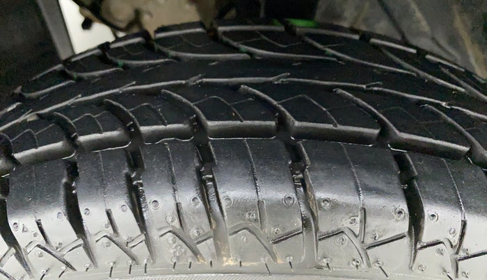 2016 Datsun Go T, Petrol, Manual, 42,907 km, Left Front Tyre Tread