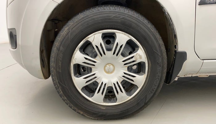 2010 Maruti Ritz VXI, Petrol, Manual, 87,432 km, Left Front Wheel