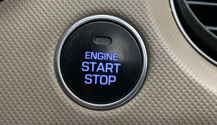 2015 Hyundai Grand i10 ASTA 1.2 KAPPA VTVT, Petrol, Manual, 42,198 km, Keyless Start/ Stop Button