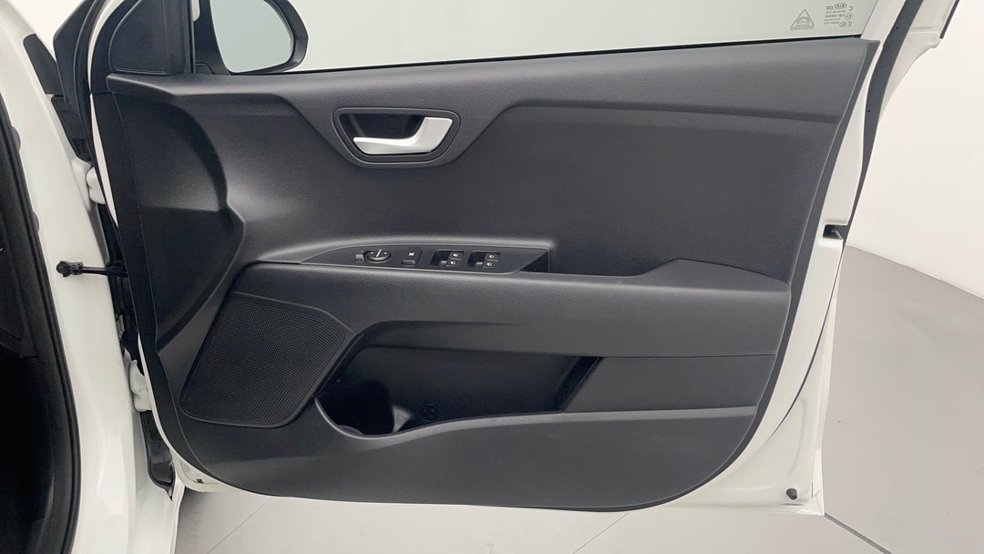 2020 Kia Rio S, Manual, 29157 km, Speaker View