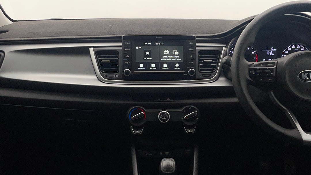 2020 Kia Rio S, Manual, 29157 km, Center Console