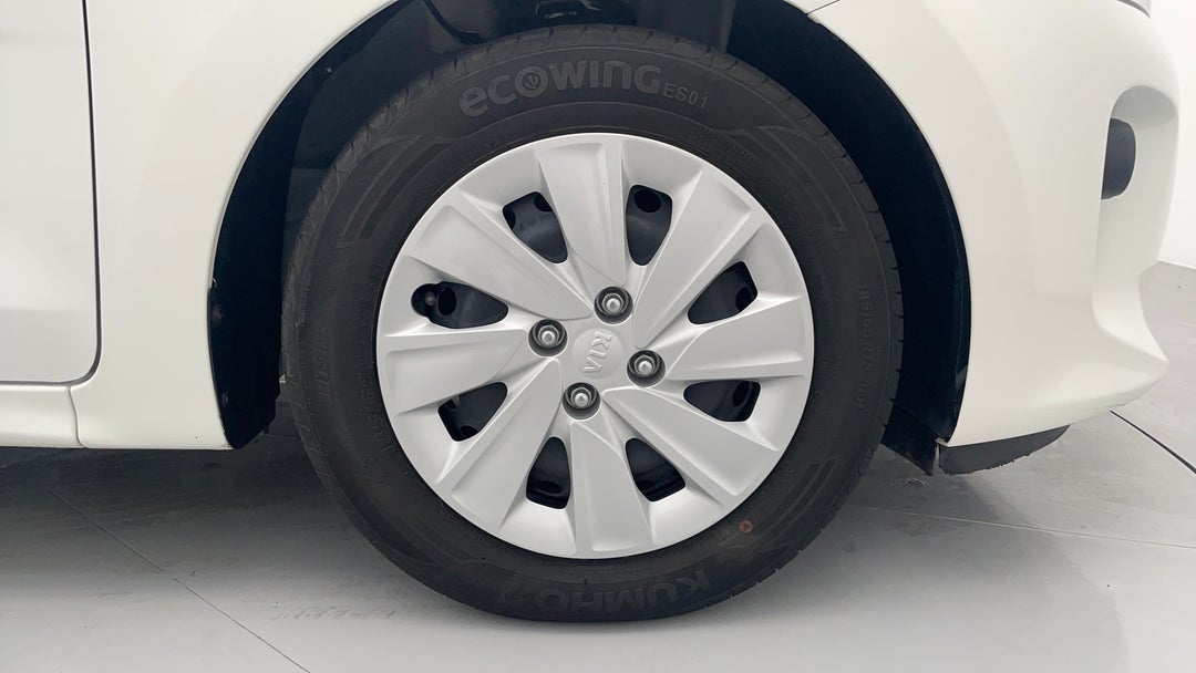 2020 Kia Rio S, Manual, 29157 km, Right Front Wheel