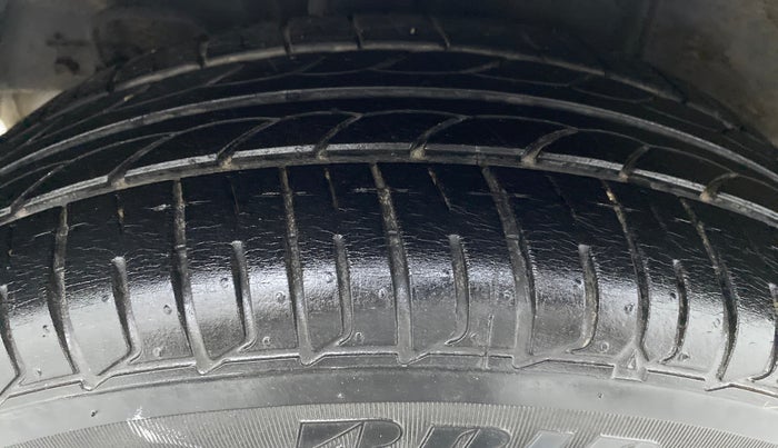 2018 Hyundai Elite i20 Magna Executive 1.2, Petrol, Manual, 21,387 km, Right Rear Tyre Tread