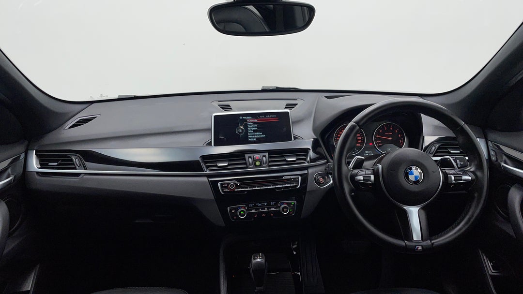 2017 BMW X1 Xdrive 25i M Sport, Automatic, 74917 km, Dashboard View