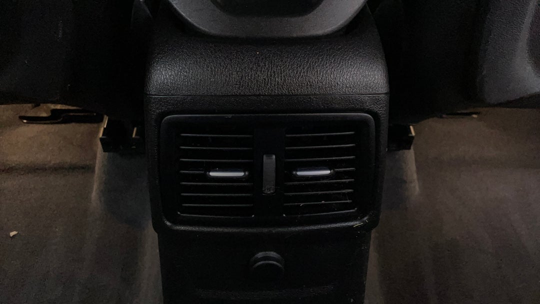 2017 BMW X1 Xdrive 25i M Sport, Automatic, 74917 km, Rear A/C Vent