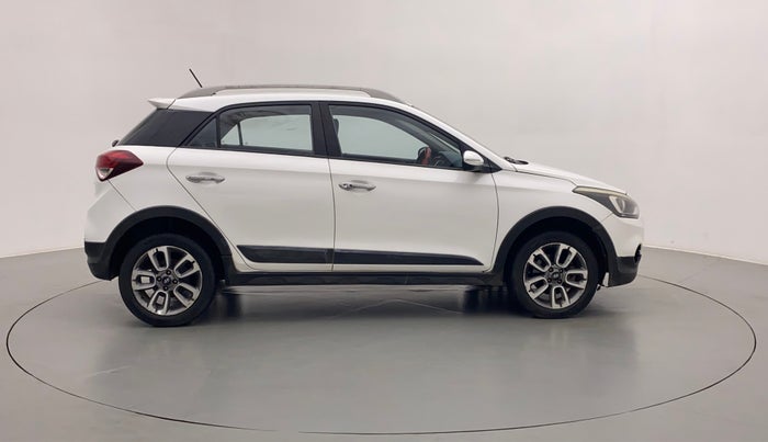 2016 Hyundai i20 Active 1.4 SX, Diesel, Manual, 1,17,160 km, Right Side