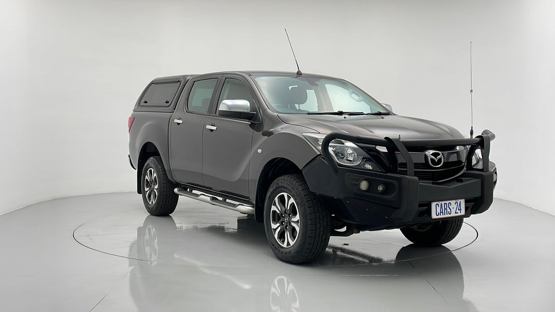 Right Front Diagonal (45- Degree) View