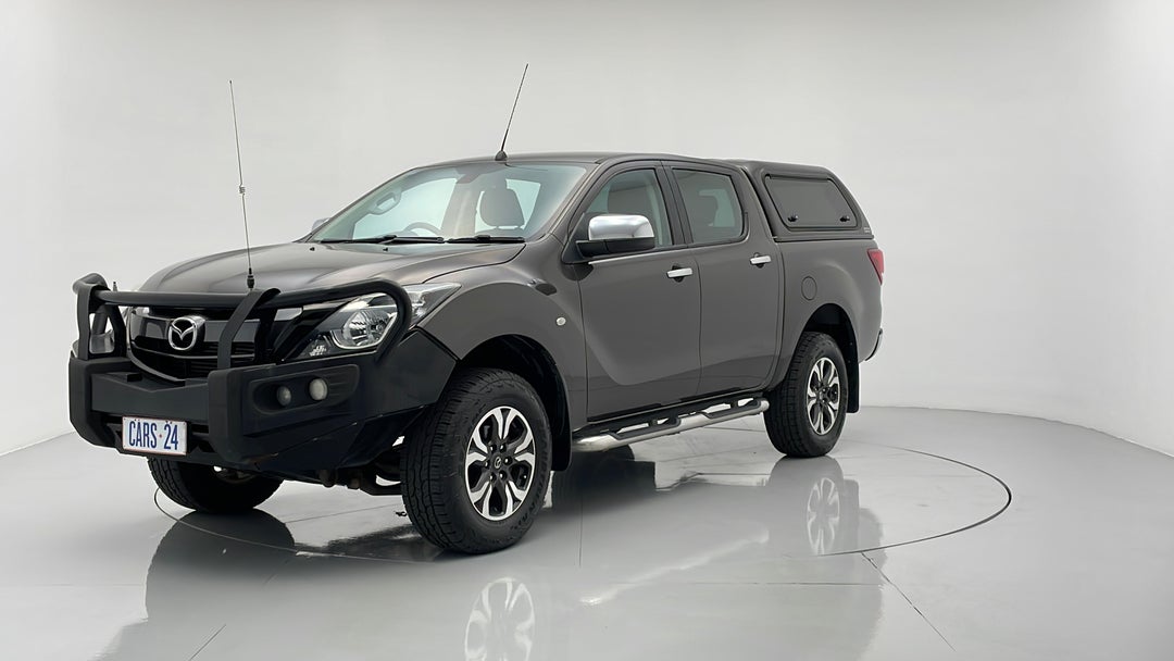 Left Front Diagonal (45- Degree) View