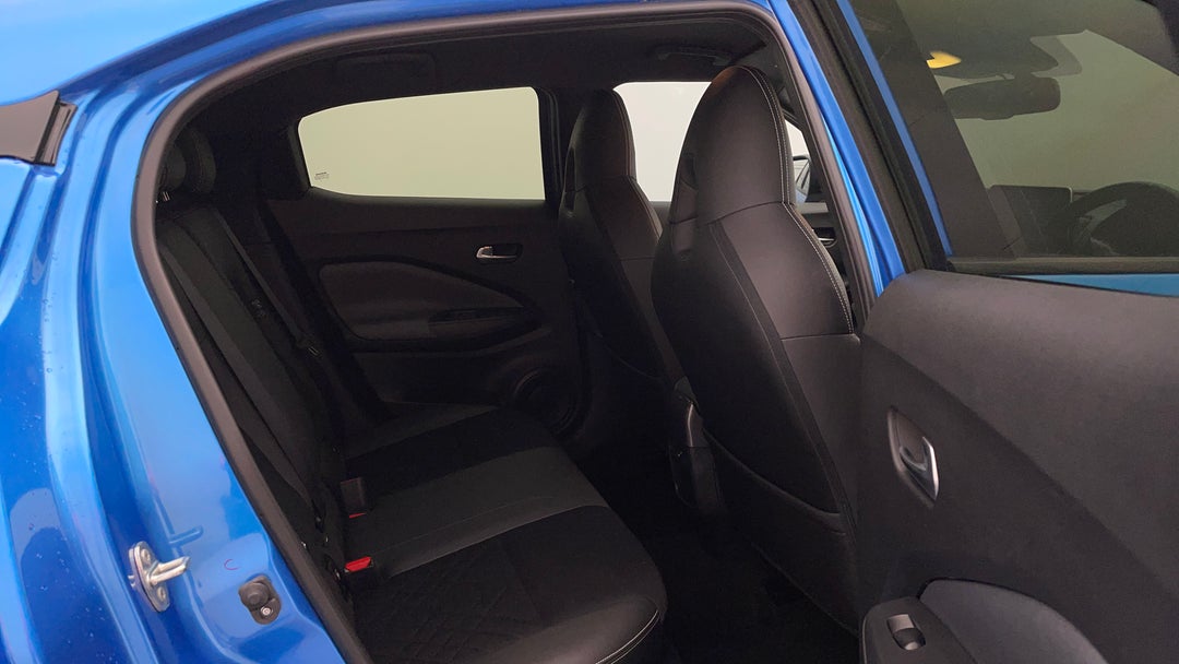 2021 Nissan Juke St-l, Automatic, 24526 km, Right Side Rear Door Cabin View