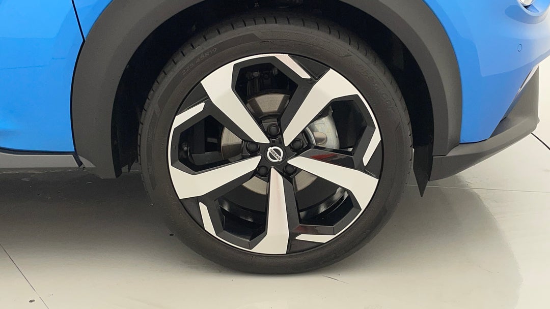 2021 Nissan Juke St-l, Automatic, 24526 km, Right Front Wheel