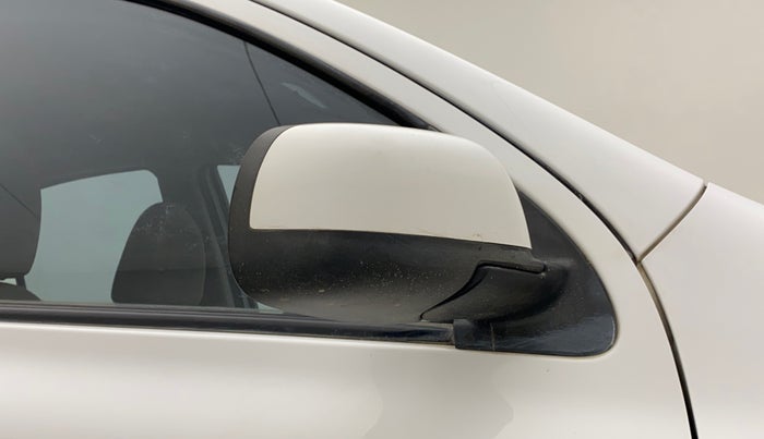 2013 Nissan Micra XV CVT, Petrol, Automatic, 1,21,311 km, Right rear-view mirror - Folding motor not working