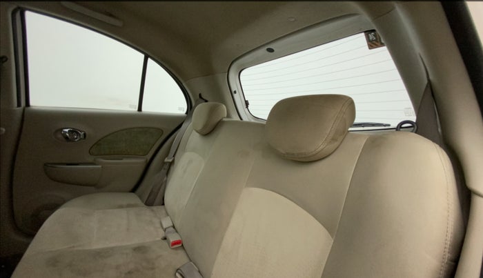 2013 Nissan Micra XV CVT, Petrol, Automatic, 1,21,311 km, Right Side Rear Door Cabin