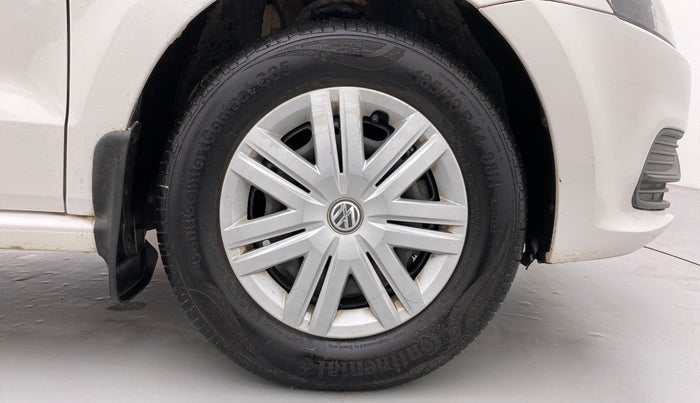 2018 Volkswagen Polo COMFORTLINE 1.0L MPI, Petrol, Manual, 1,01,739 km, Right Front Wheel